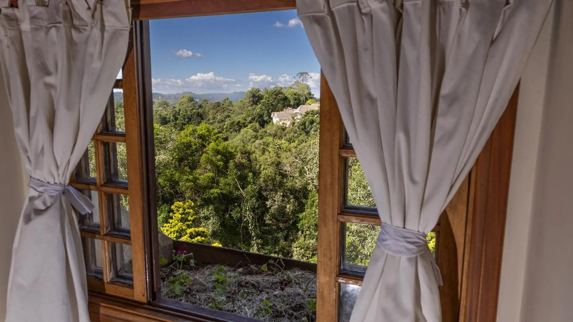 Casa Das Montanhas - Aconchego E Tranquilidade A 2,4Km Do Capivari Campos do Jordão